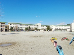 人気の中野木小学区（850ｍ）！